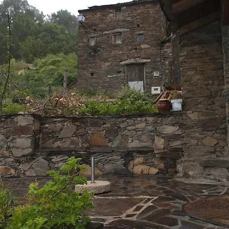 Talasnal Casa Da Urze Al * Lousã