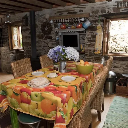 בית כפרי Talasnal Casa Da Urze Al לאוסה